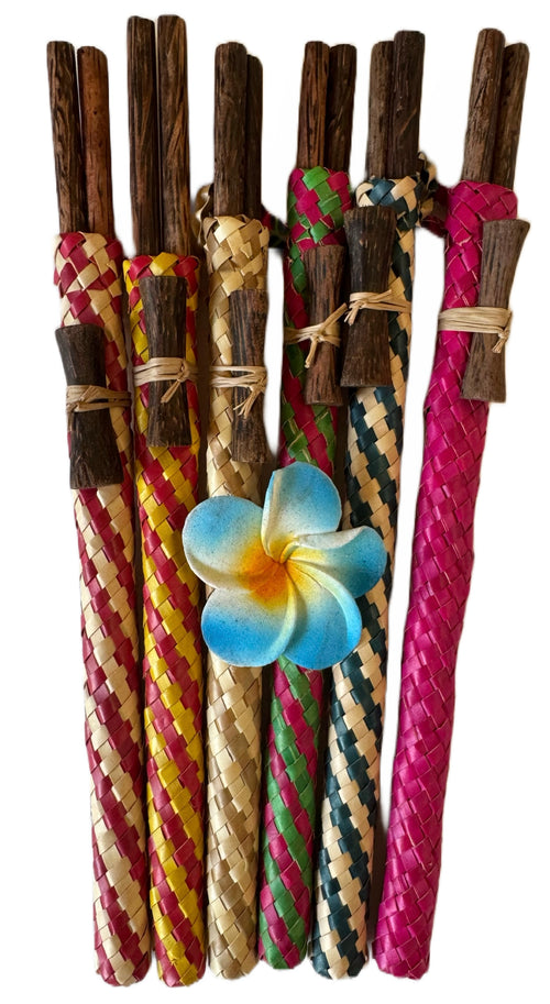 da Hawaiian Store 6 Pair Package Wood Chopsticks in Straw Case w/Rest